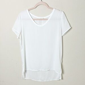 🎈4 LISTINGS FOR $20 Soprano White Sheet Short Sleeve Lightweight Top size small
